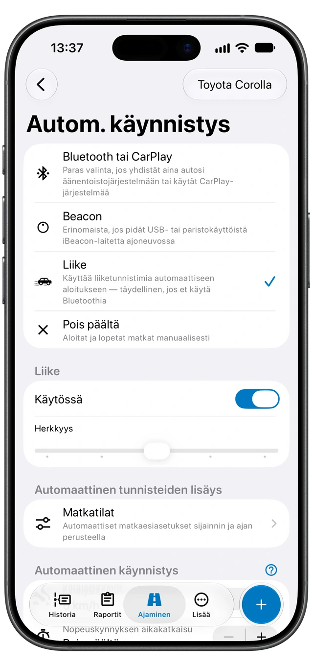 Motologin automaattisen käynnistyksen näkymä iPhonessa näyttää käytettävissä olevat tunnistustavat, ja Liike on valittuna.