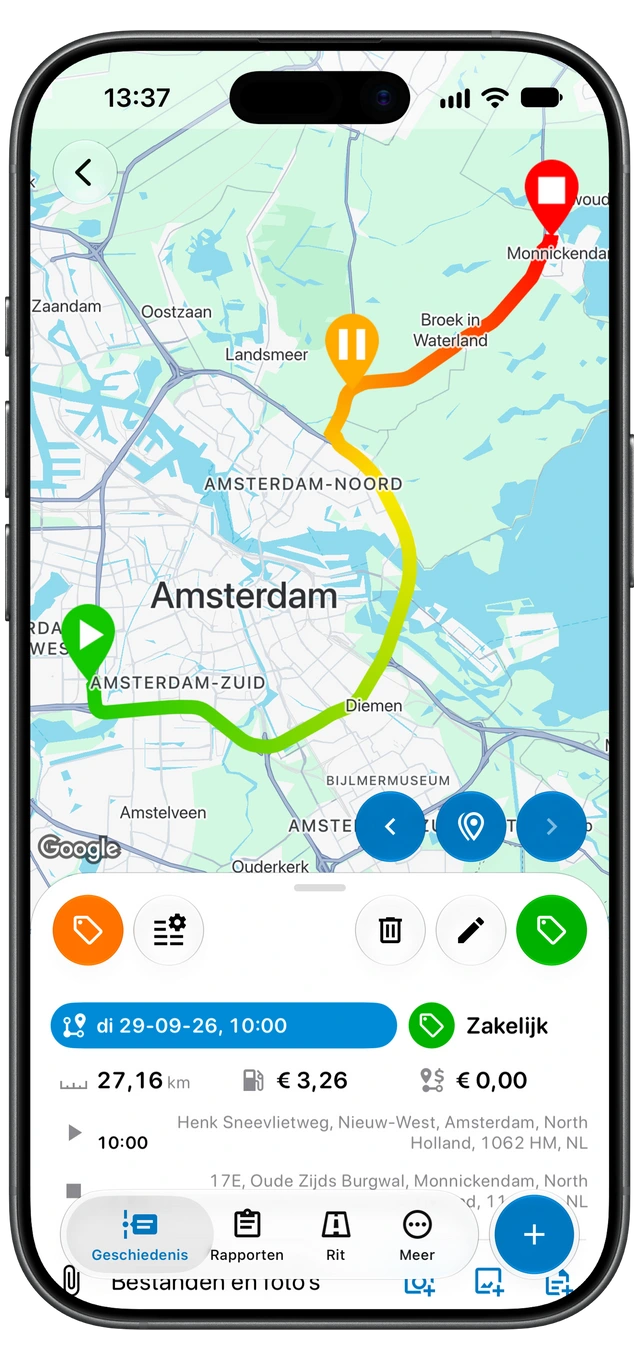 Een geregistreerde Motolog-rit met routekaart, de tag Zakelijk, afstand, duur en begin- en eindlocatie. (iOS)