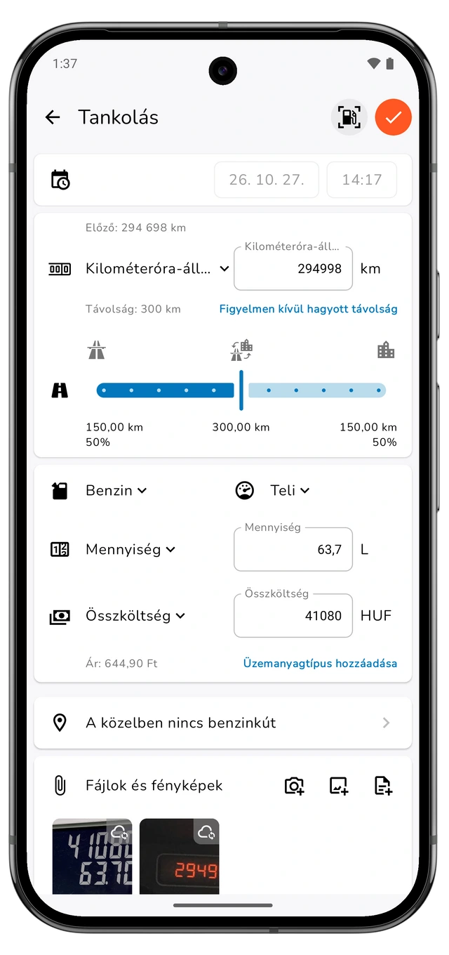 Még nem mentett tankolási piszkozat óraállással, számított távolsággal, mennyiséggel, összköltséggel és töltöttségi szinttel. (Android)
